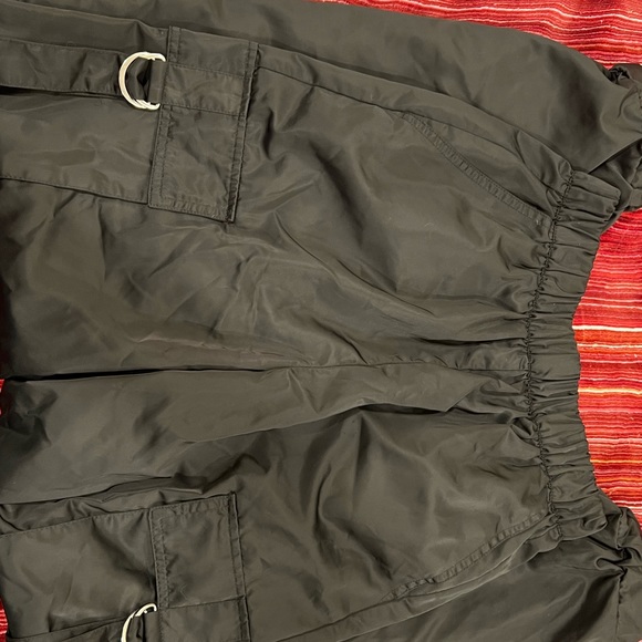 NWOT Forever 21 Cargo Pants 🖤 - Picture 7 of 9